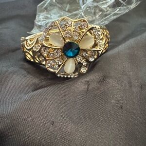 Sun King Fashion Bangle Bracelet With Bling